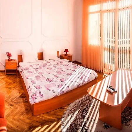 In House 8 Boulevard Hristo Botev Apartment